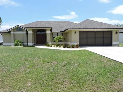 27051 Tierra Del Fuego Circle Punta Gorda FL 33983