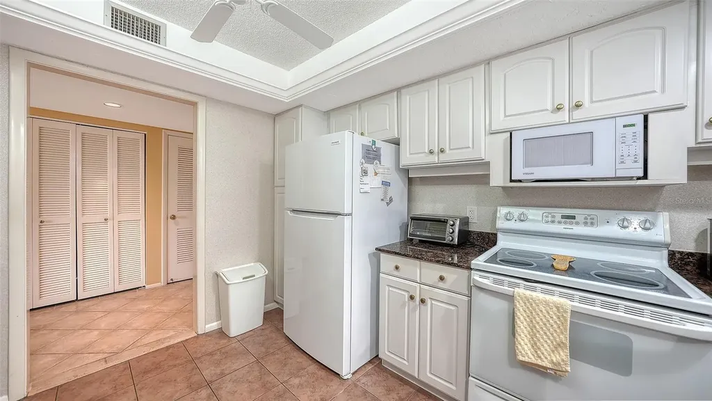 Longboat Key FL 34228