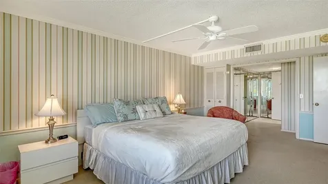 Longboat Key FL 34228