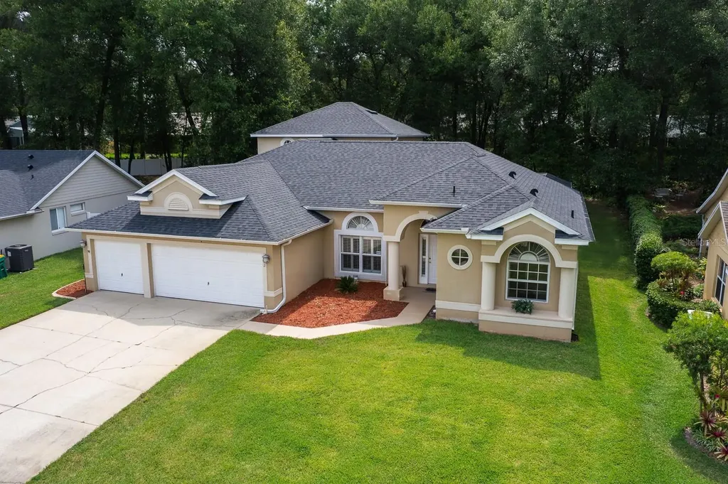 1432 Maple Leaf Lane Deland FL 32724