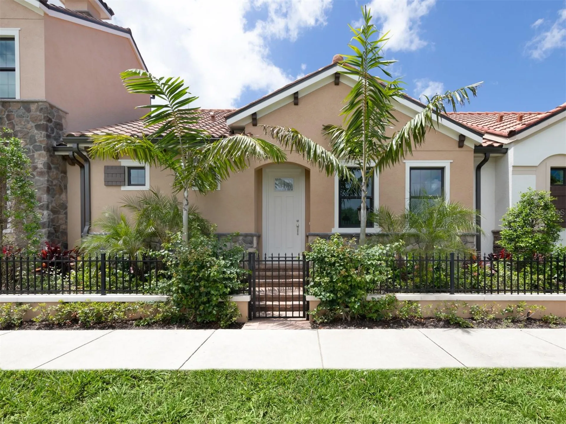 930 E Venice Avenue Venice FL 34285
