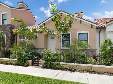 930 E Venice Avenue Venice FL 34285