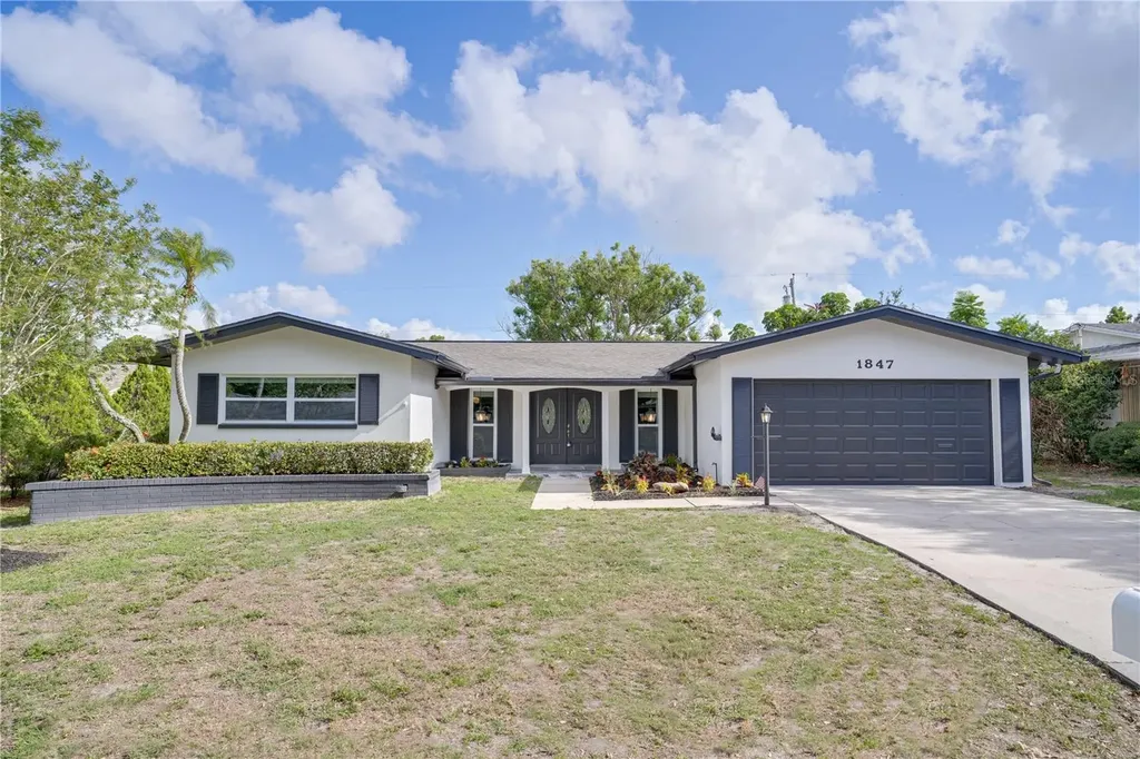 1847 Southwood Lane Clearwater FL 33764