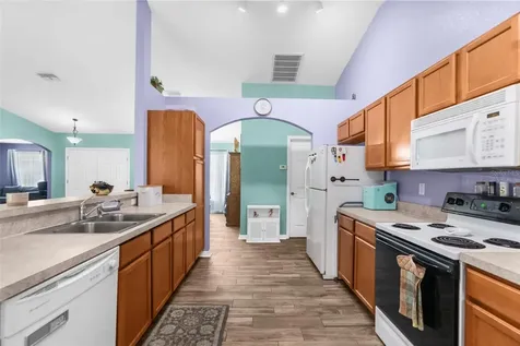 8423 Nightingale Road Weeki Wachee FL 34613