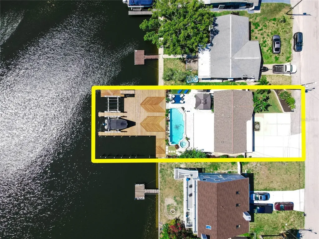 13704 Maria Drive Hudson FL 34667
