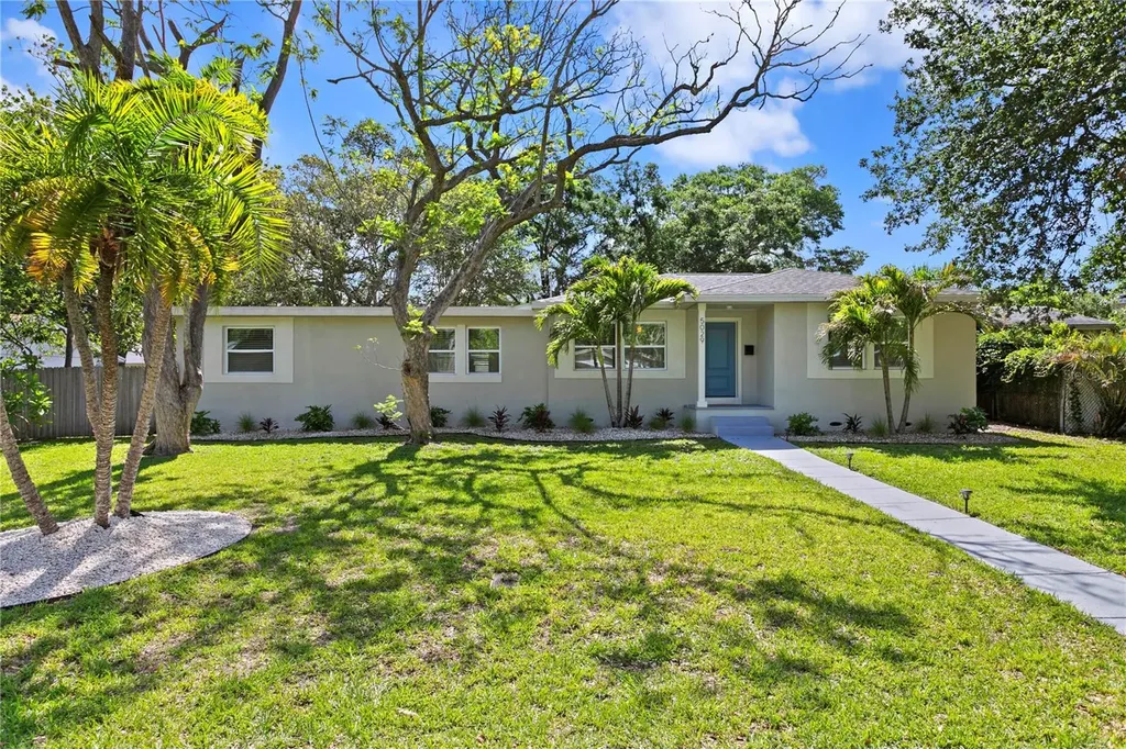 5029 18th Street N St Petersburg FL 33714