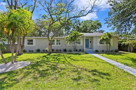5029 18th Street N St Petersburg FL 33714