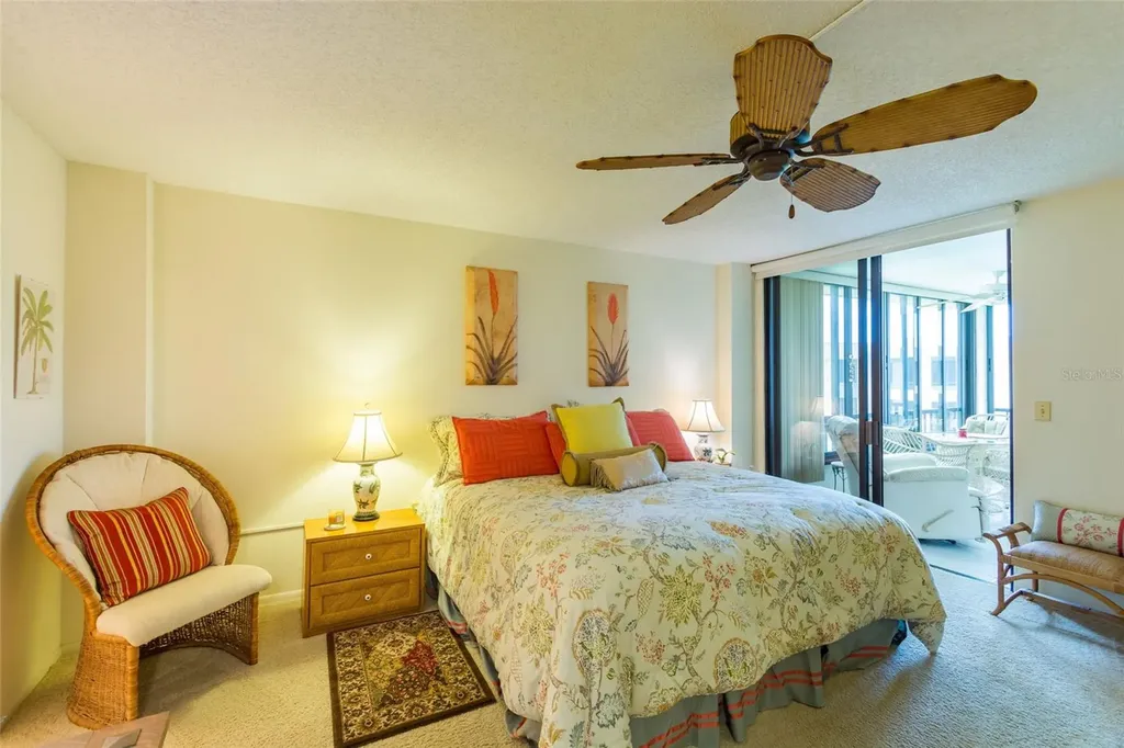 8767 Midnight Pass Sarasota FL 34242