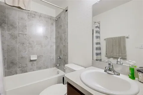 617 Hidden Lakes Court Haines City FL 33844