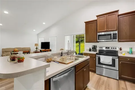 617 Hidden Lakes Court Haines City FL 33844