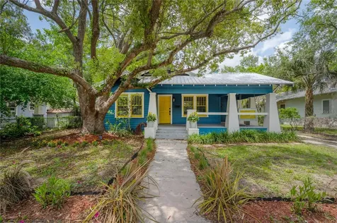 109 W Powhatan Avenue Tampa FL 33604