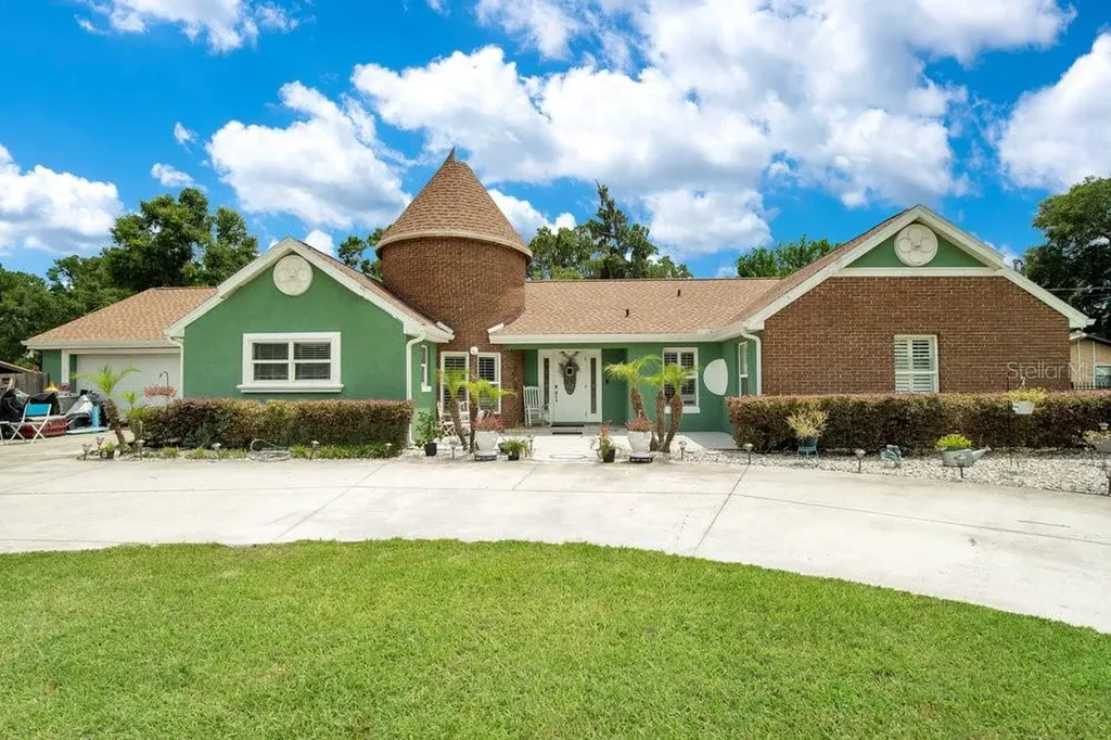 1823 Glenwood Road Deland FL 32720