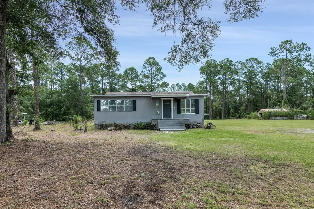 1745 East Parkway Deland FL 32724
