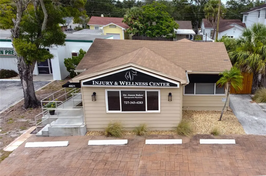 4821 Central Avenue St Petersburg FL 33713