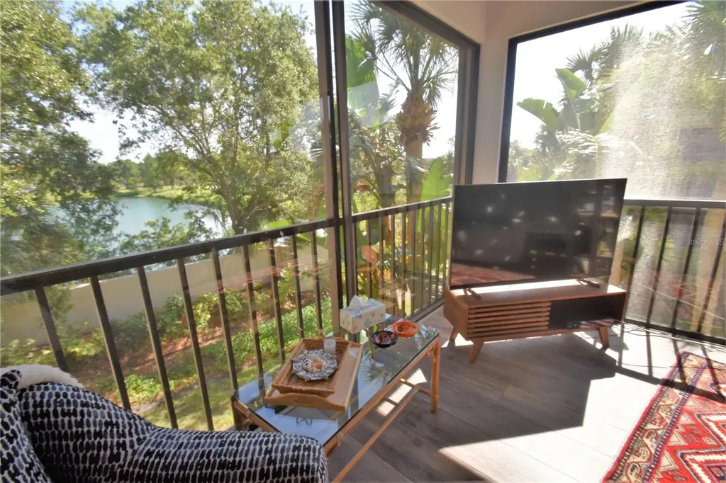 1631 Starling Drive Sarasota FL 34231