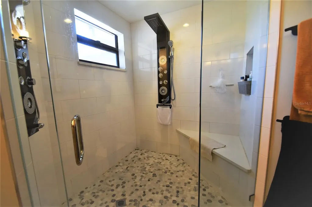 1631 Starling Drive Sarasota FL 34231