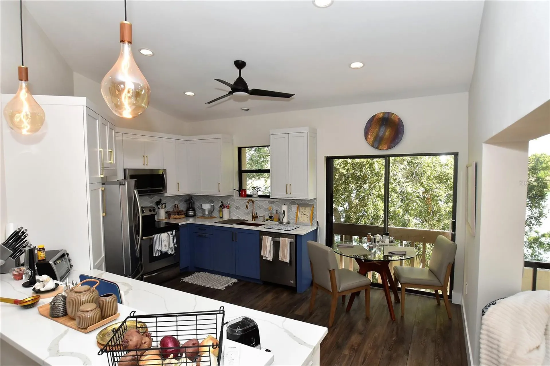 1631 Starling Drive Sarasota FL 34231