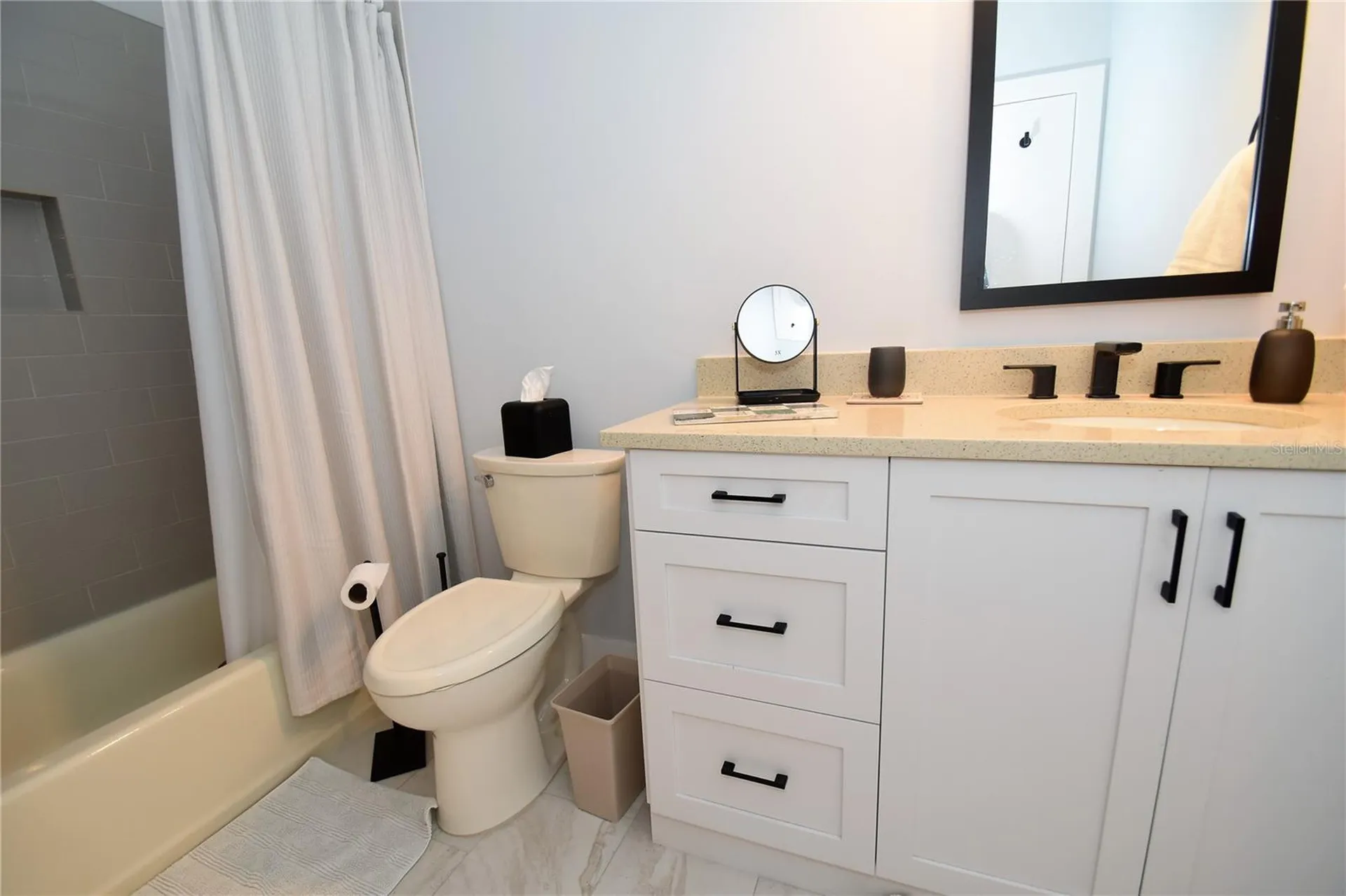 1631 Starling Drive Sarasota FL 34231