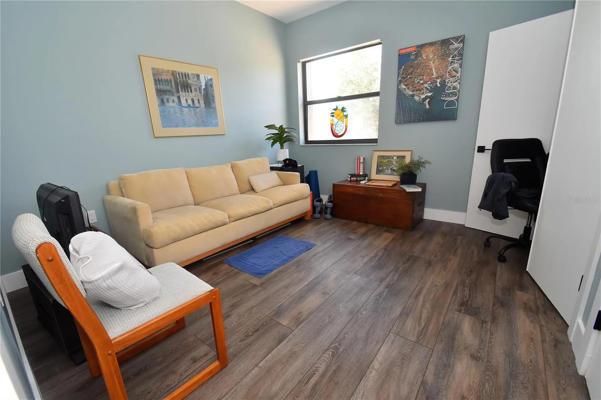 1631 Starling Drive Sarasota FL 34231