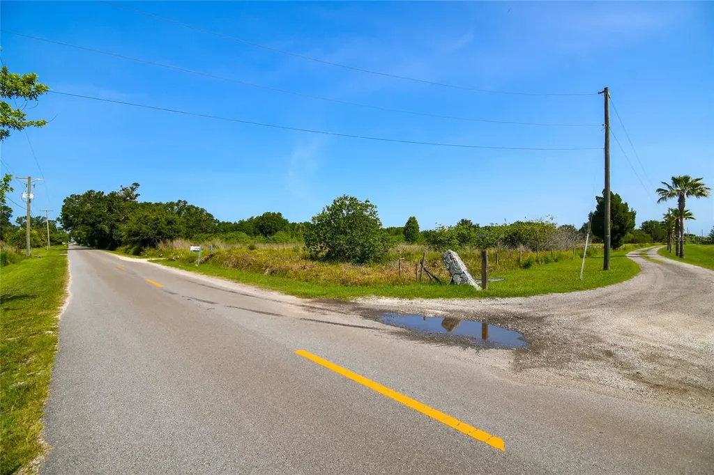 5808 Bishop Road Wimauma FL 33598