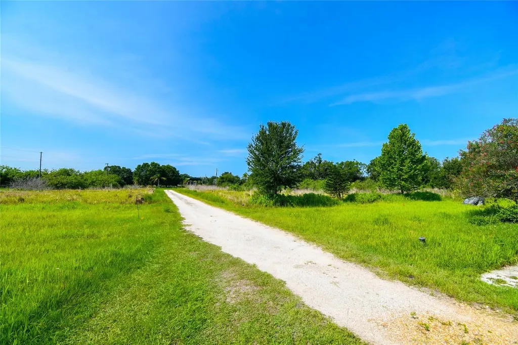 5808 Bishop Road Wimauma FL 33598