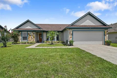 3723 Linsbury Street Orlando FL 32817