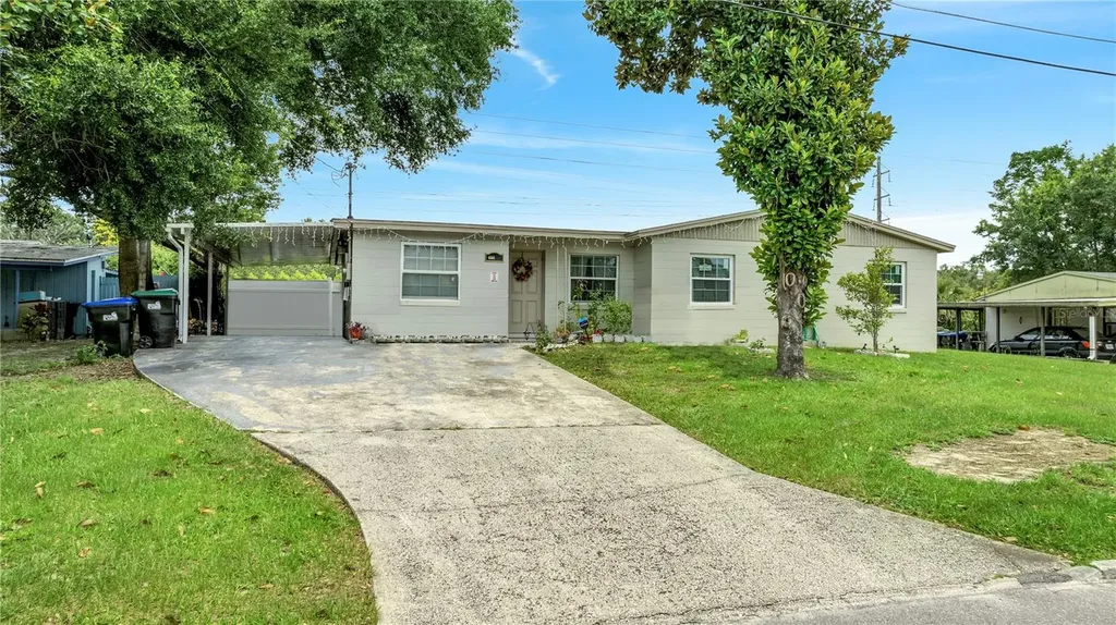 4601 Robbins Avenue Orlando FL 32808