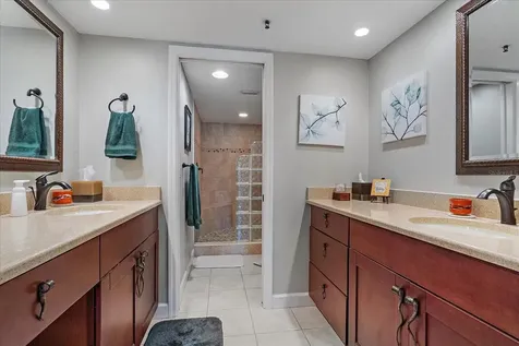 1319 Siesta Bayside Drive Sarasota FL 34242