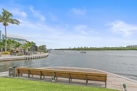 1319 Siesta Bayside Drive Sarasota FL 34242
