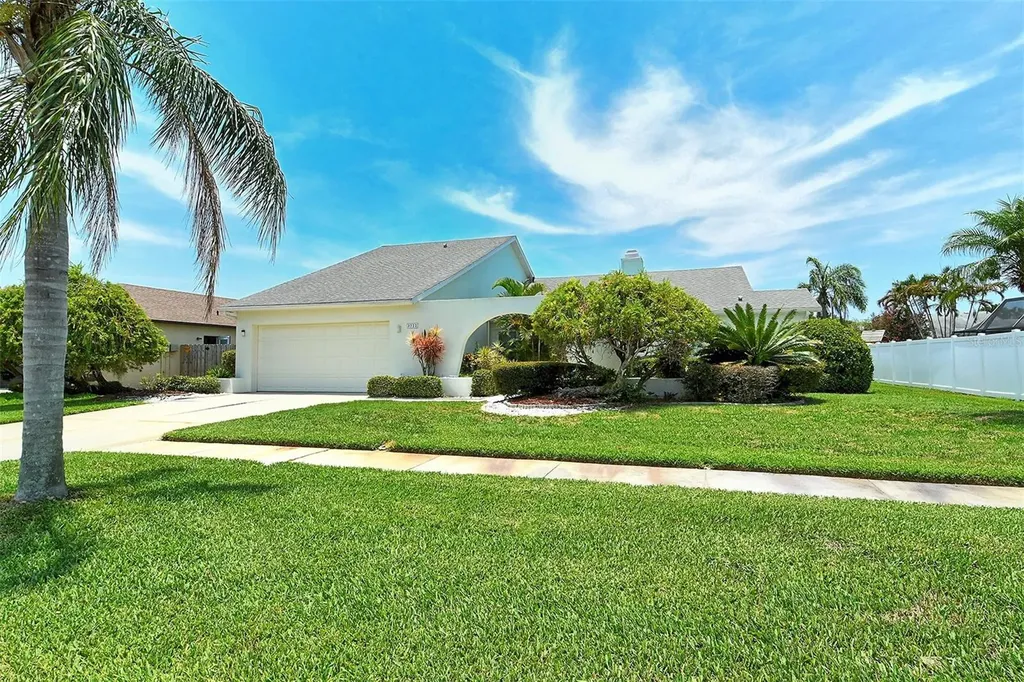 3722 Kingston Boulevard Sarasota FL 34238