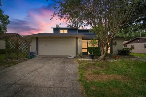 3924 Dunaire Drive Valrico FL 33596