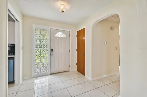 8804 110th Street Seminole FL 33772