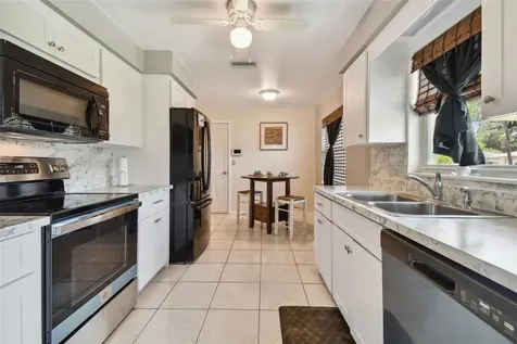 8804 110th Street Seminole FL 33772
