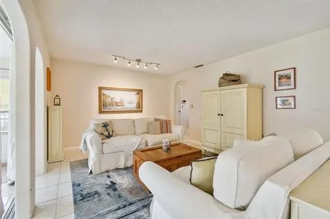 8804 110th Street Seminole FL 33772