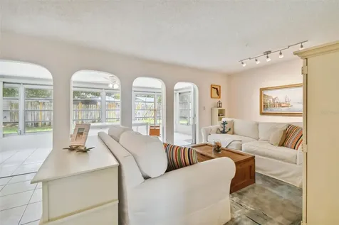 8804 110th Street Seminole FL 33772