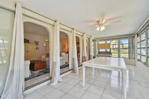 8804 110th Street Seminole FL 33772