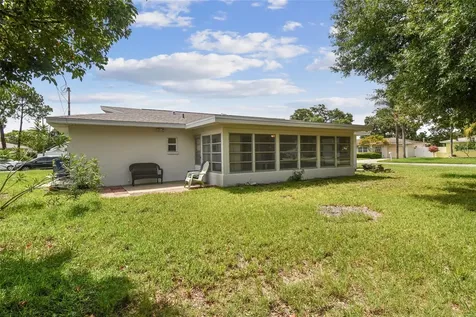 8804 110th Street Seminole FL 33772