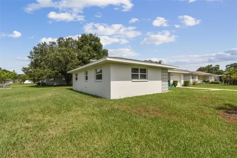 8804 110th Street Seminole FL 33772