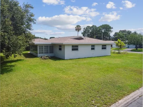 8804 110th Street Seminole FL 33772