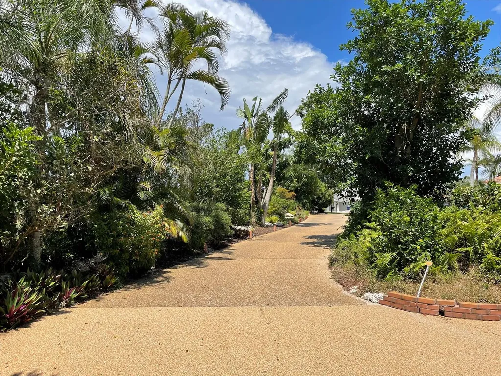 421 Waterside Lane Nokomis FL 34275