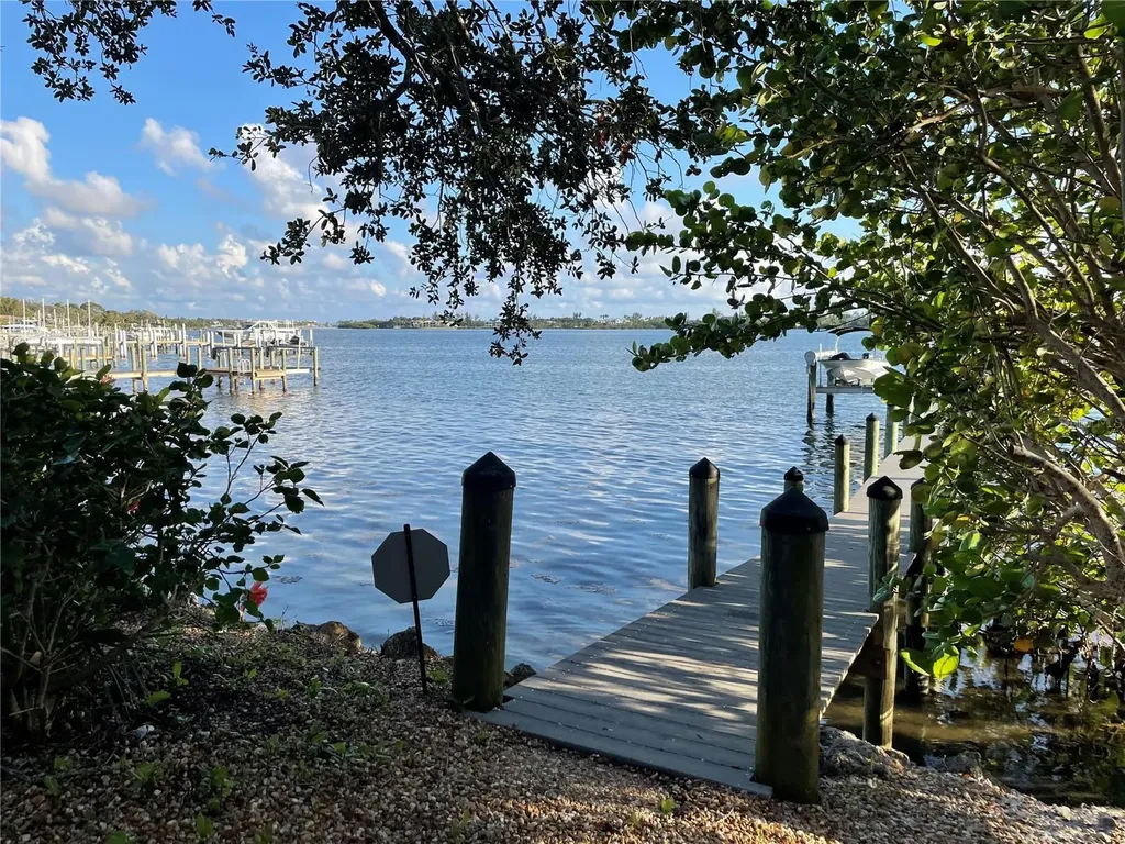 421 Waterside Lane Nokomis FL 34275