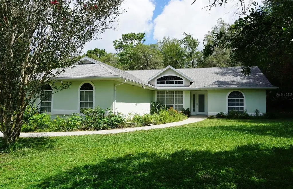 2061 E Celina Street Inverness FL 34453