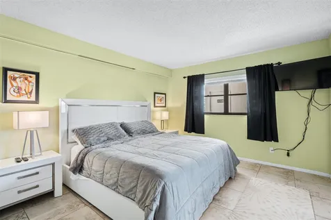 8770 Midnight Pass Road Sarasota FL 34242