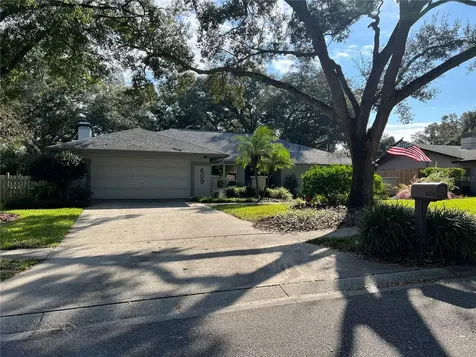 609 Herchel Drive Temple Terrace FL 33617