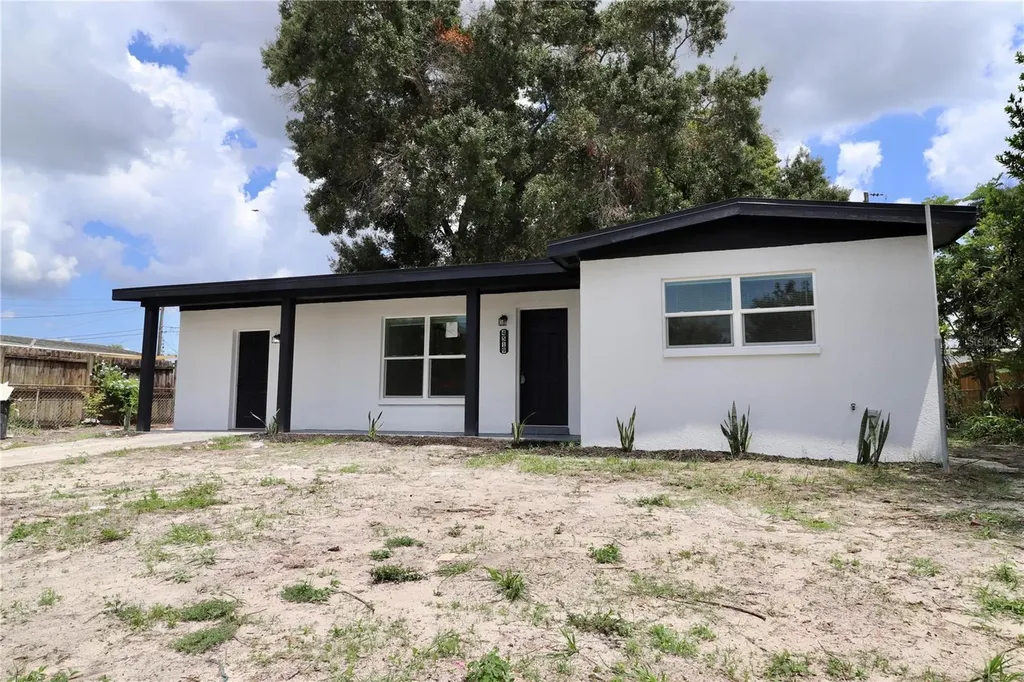 4519 W Knollwood Street Tampa FL 33614