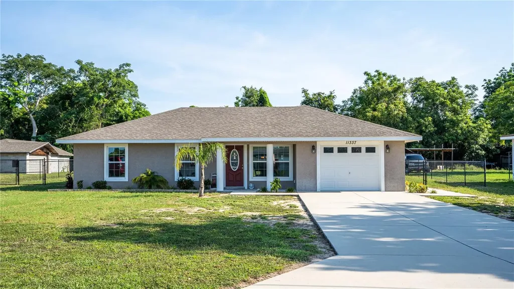 11337 Lockwood Street Leesburg FL 34788