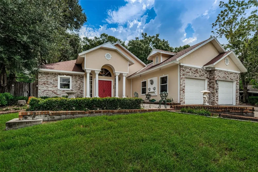 226 S Riverhills Drive Temple Terrace FL 33617