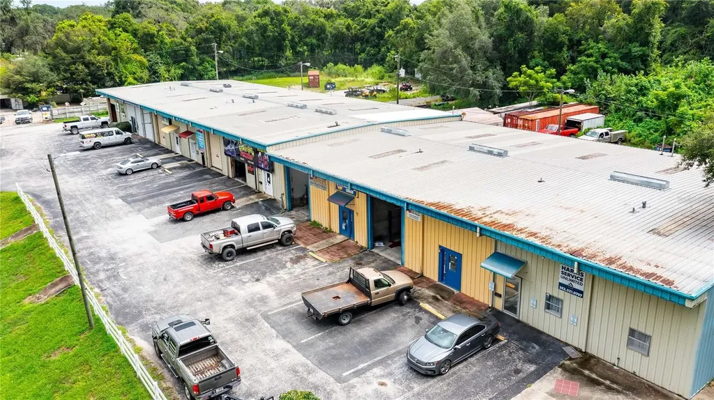 15804 Us Highway 301 Dade City FL 33523