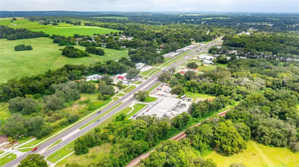 15804 Us Highway 301 Dade City FL 33523