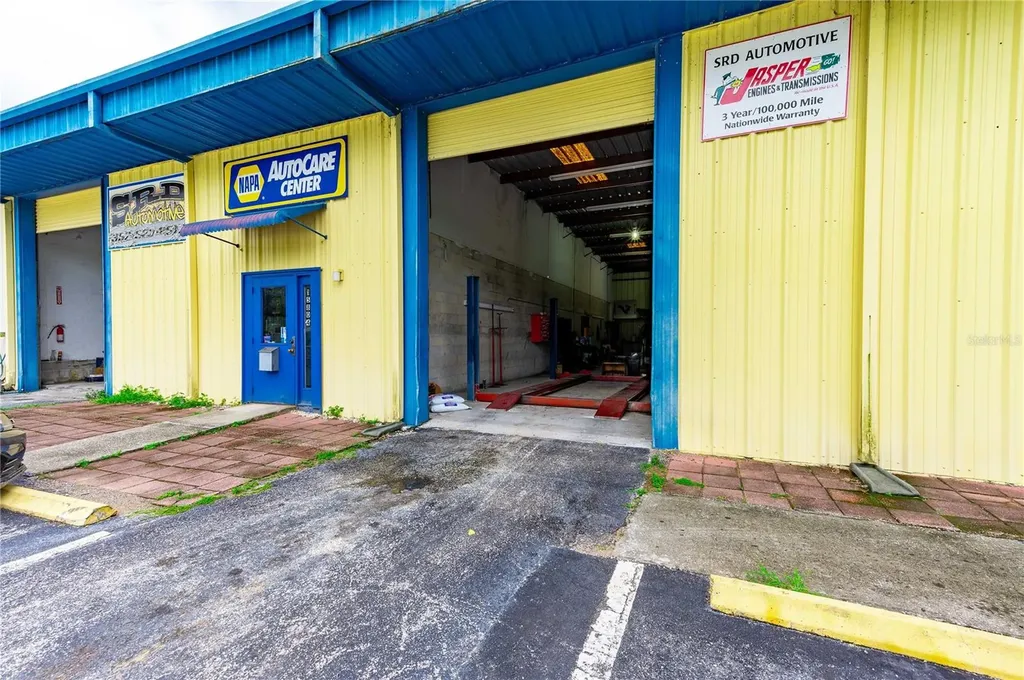 15804 Us Highway 301 Dade City FL 33523